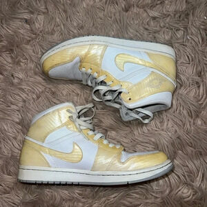 Nike Air Jordan 1 Phat White Wolf Golden Swoosh High Cut Sneaker Size 8